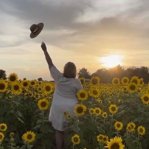 Meet your Posher, Carla